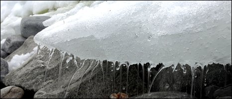 Iceberg melting (BBC)